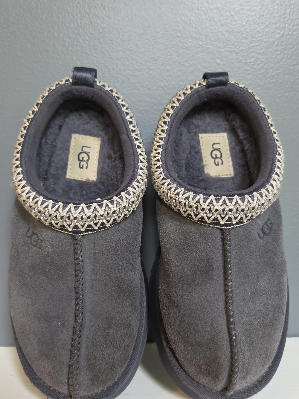 UGG Girls Slip-On Moccasins in Charcoal with Cream Trim- Size 13